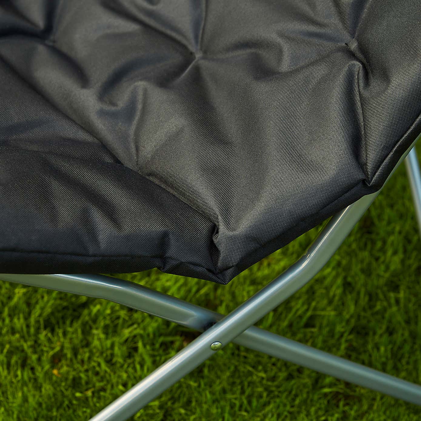 Padded Butterfly Chair, Black