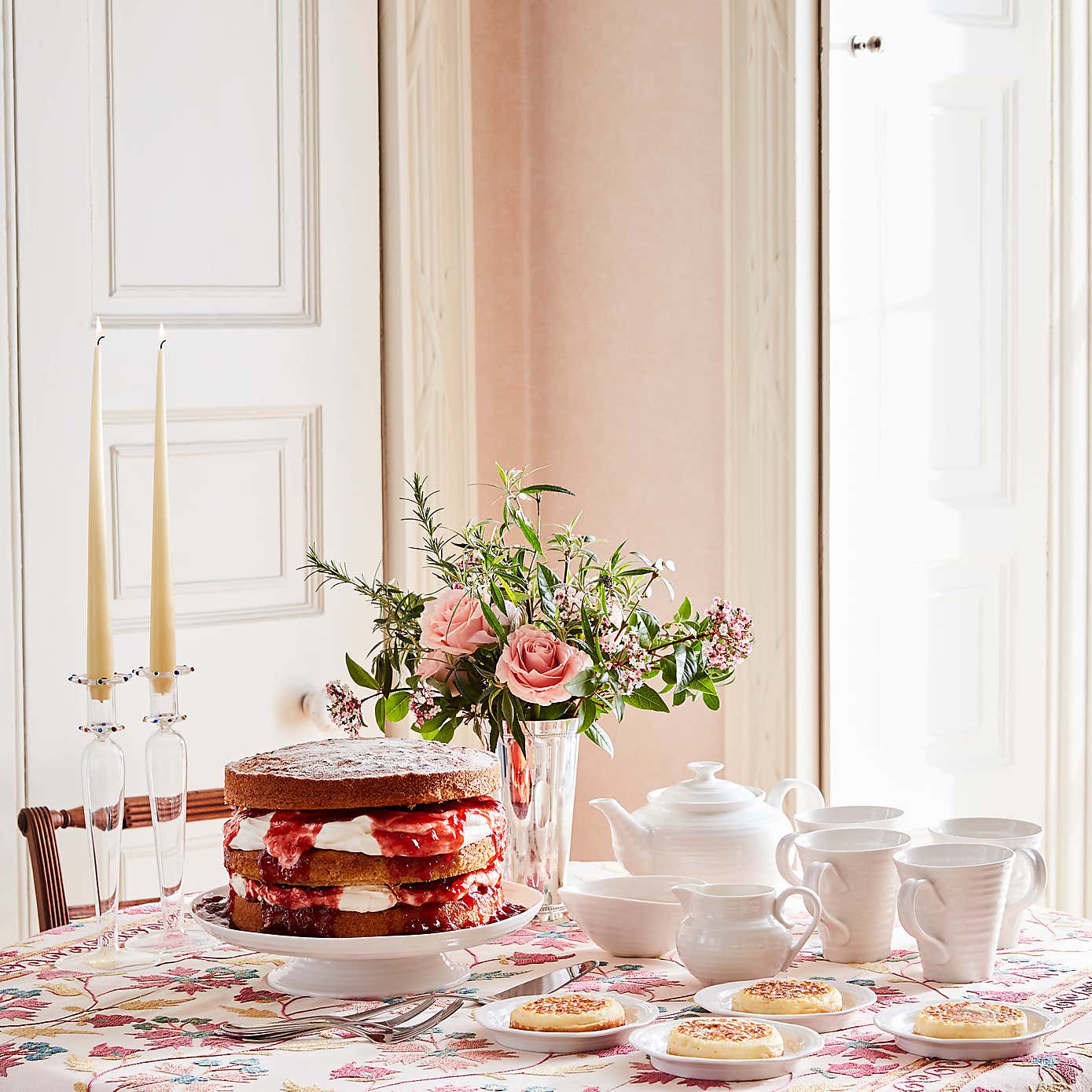 Sophie Conran for Portmeirion Footed Cake Plate