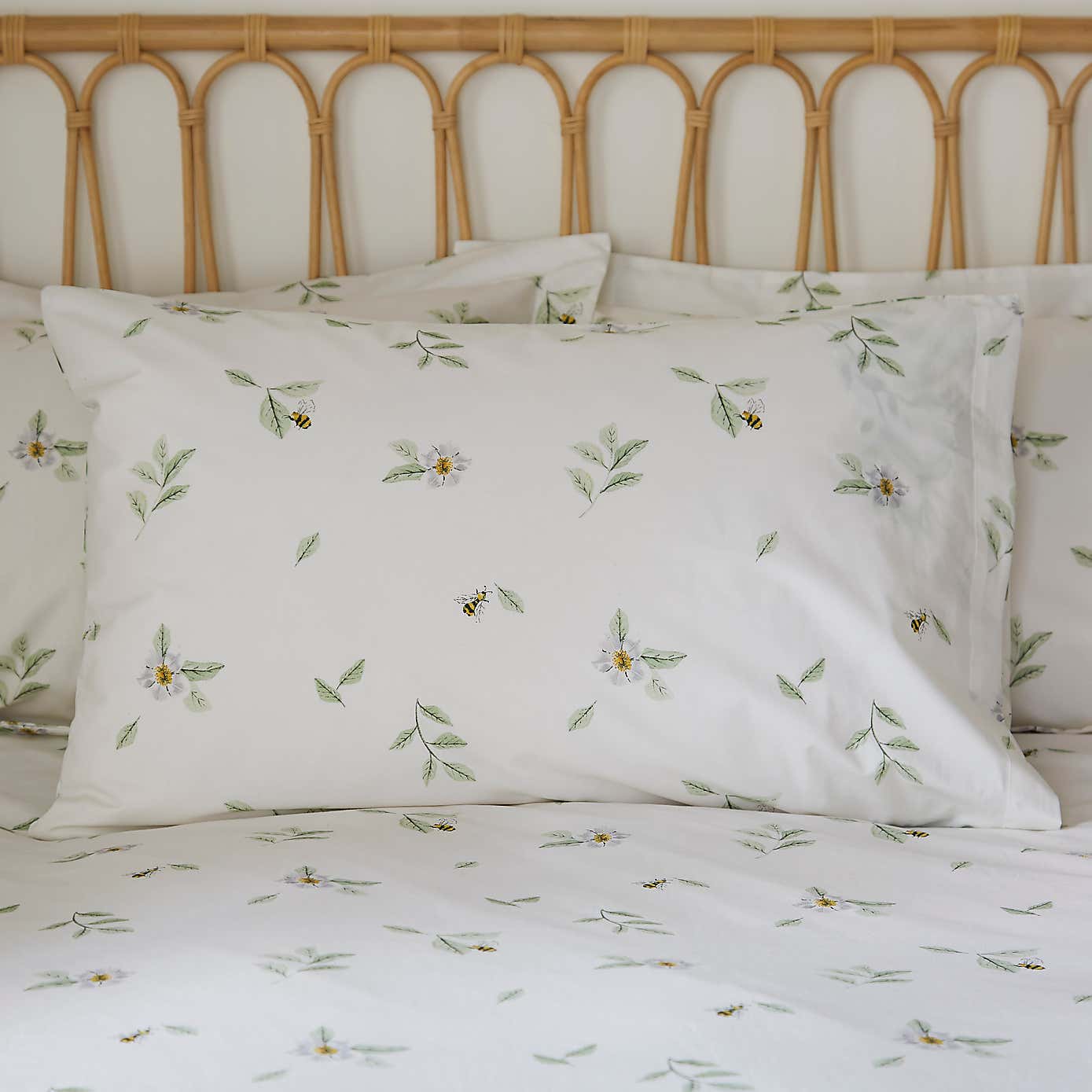 Willow Trail Duvet Cover and Pillowcase Set