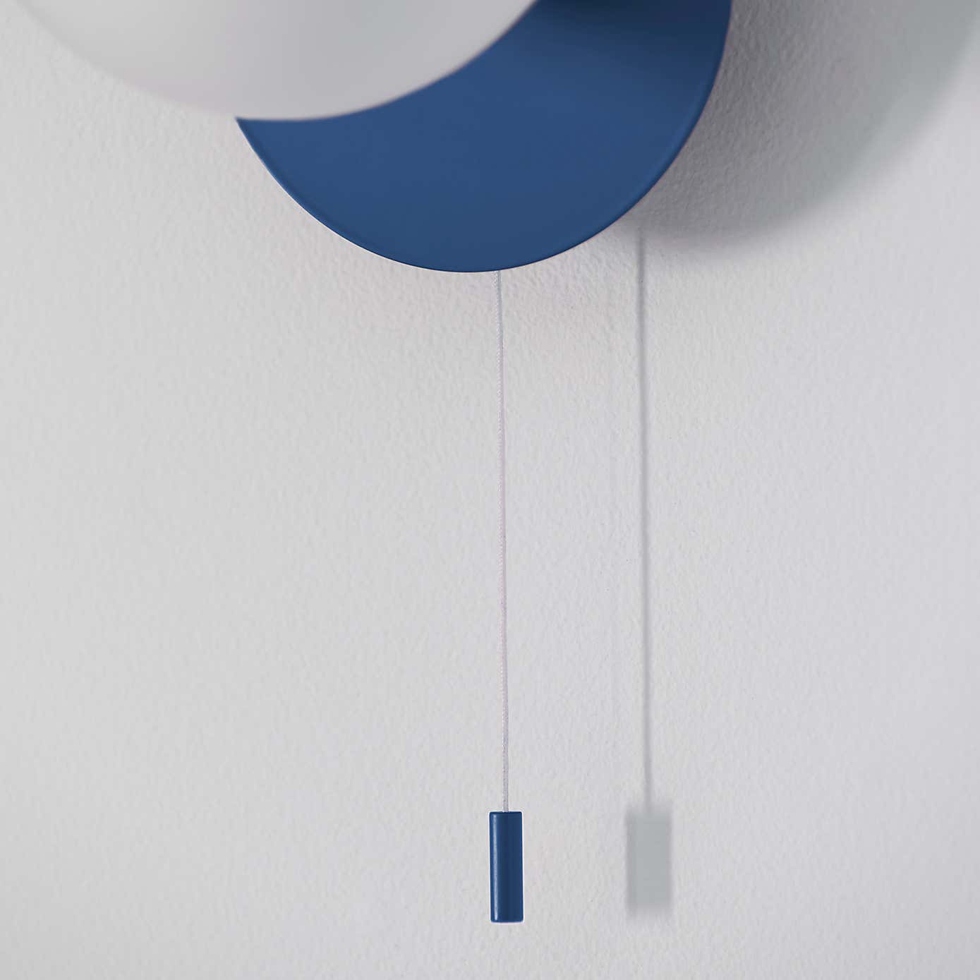 Tela Bathroom Wall Light Black