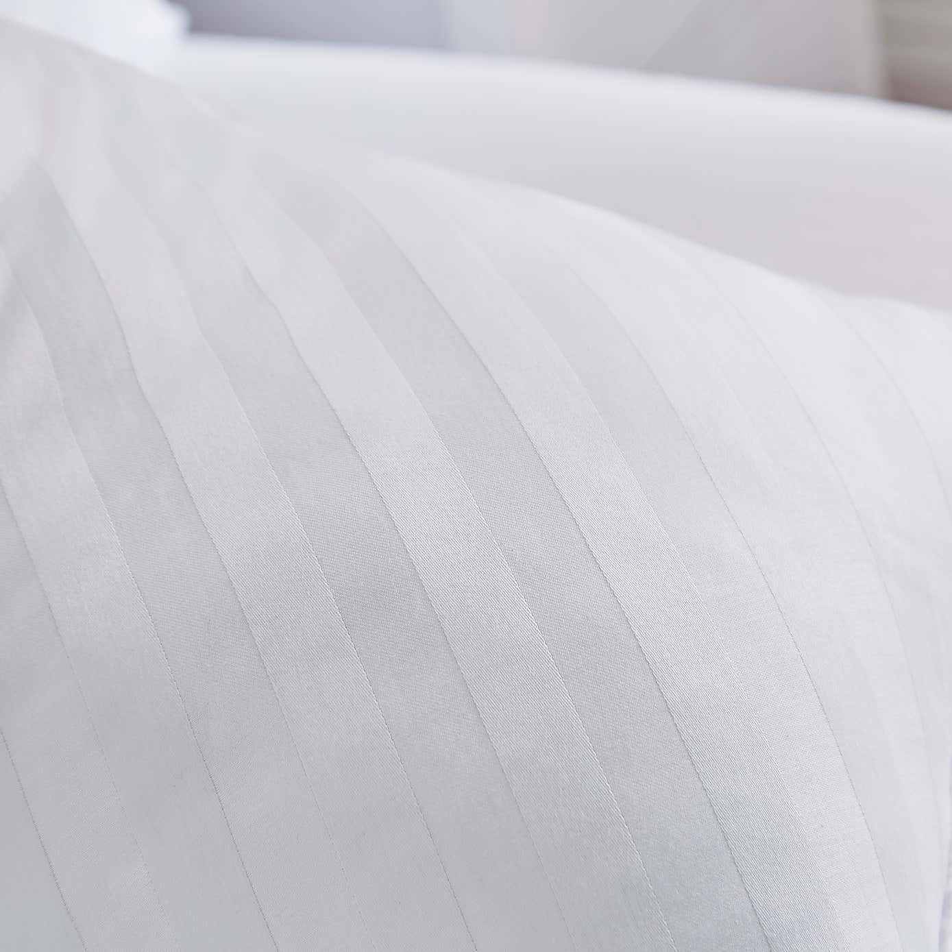 Hotel Luxury Cotton V Shaped Pillow