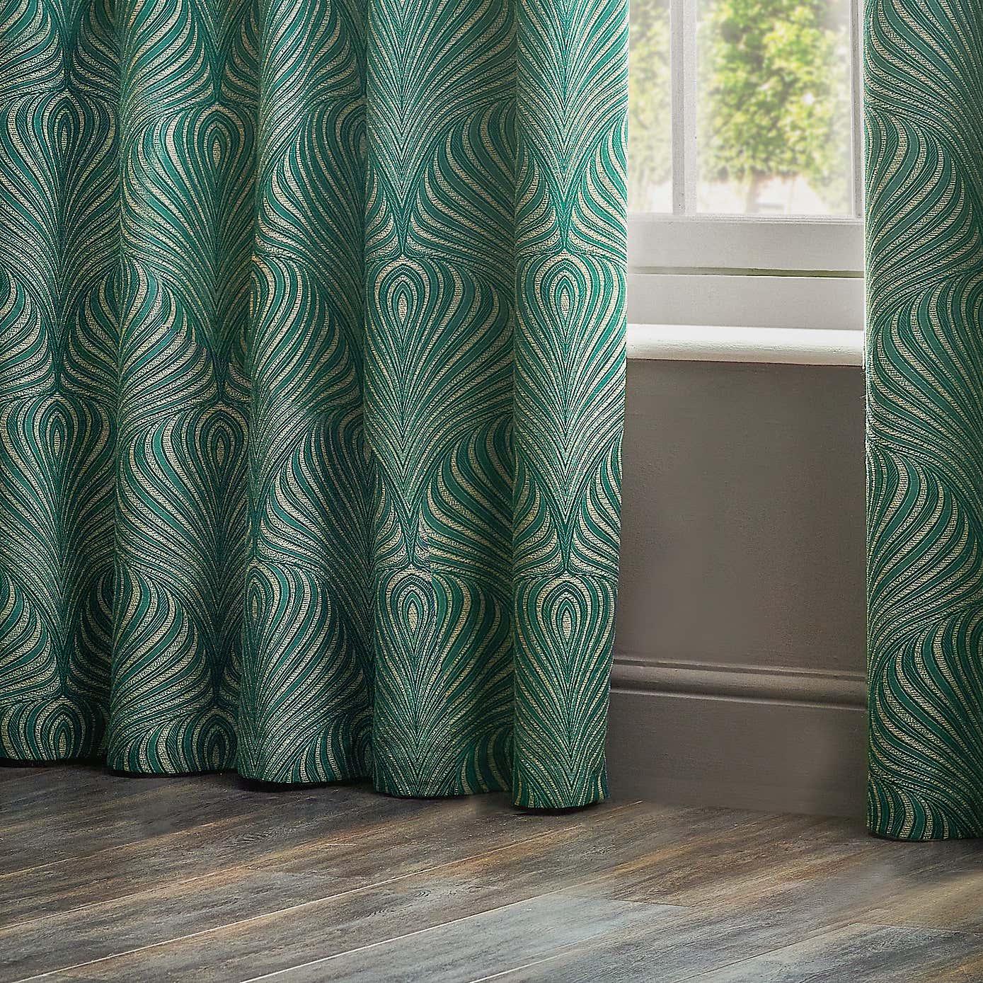 Paoletti Gatsby Eyelet Curtains
