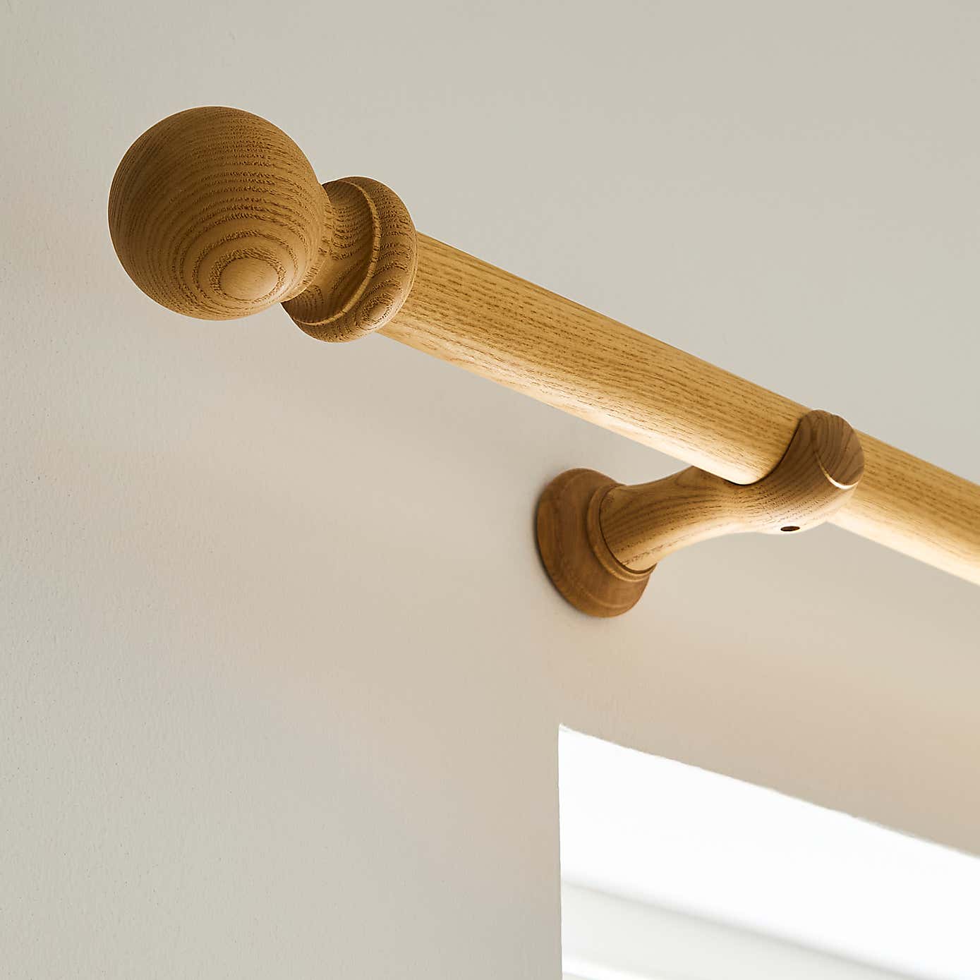 Churchgate Tilton Wooden Curtain Pole with Rings