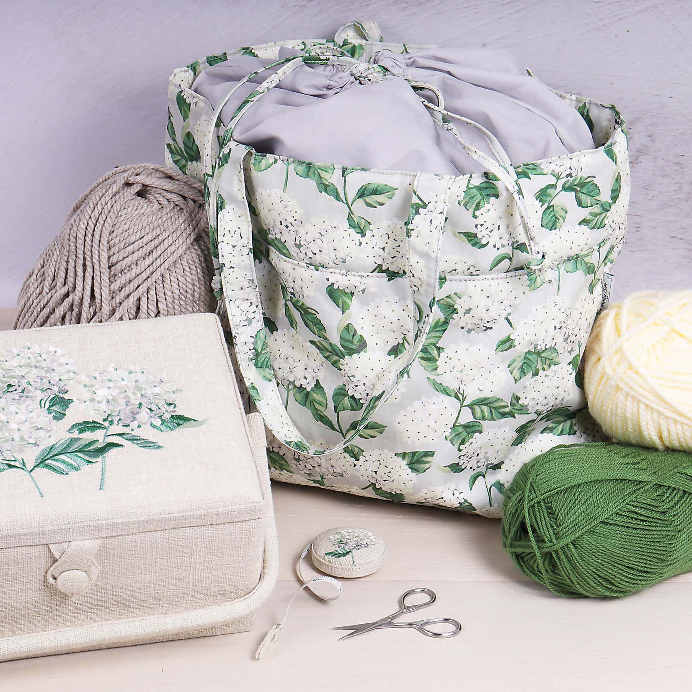 Hobby Gift Hydrangea Medium Drawstring Craft Bag