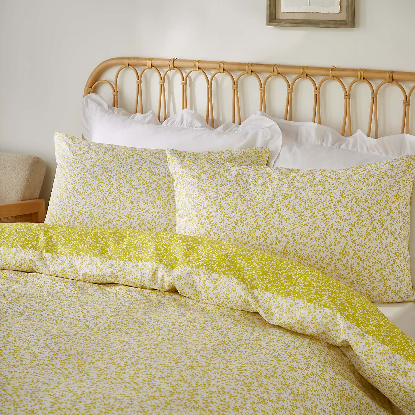 Annie Floral 144 Thread Count Cotton Reversible Duvet Cover & Pillowcase Set