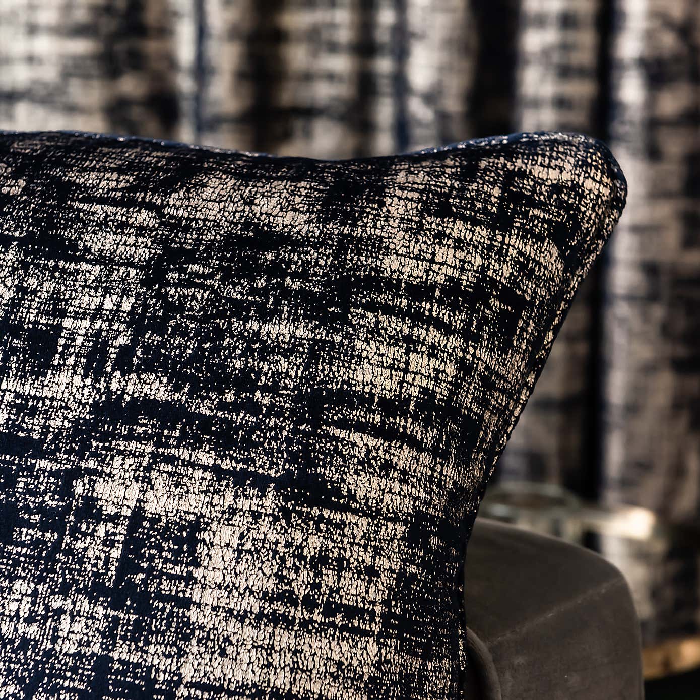 Romano Velour Cushion