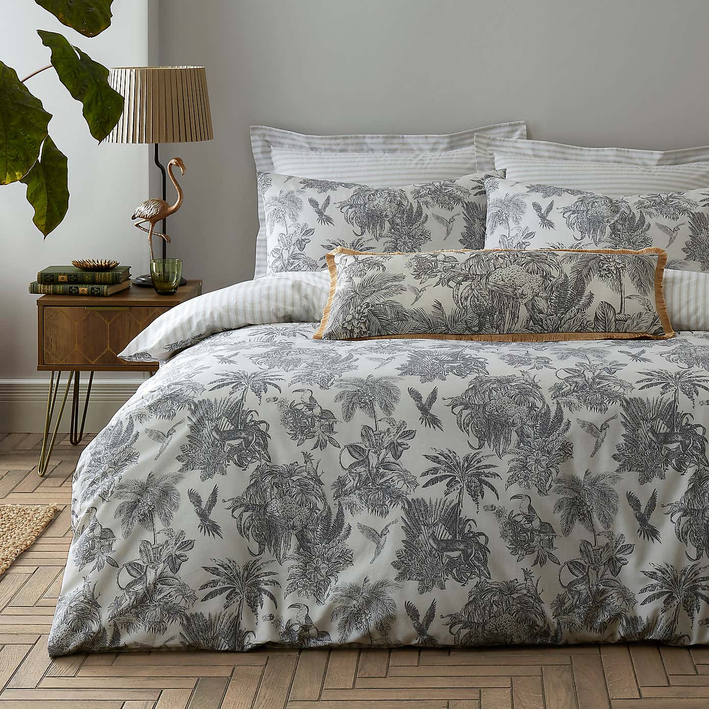 Amazonia Toile Reversible Duvet Cover and Pillowcase Set