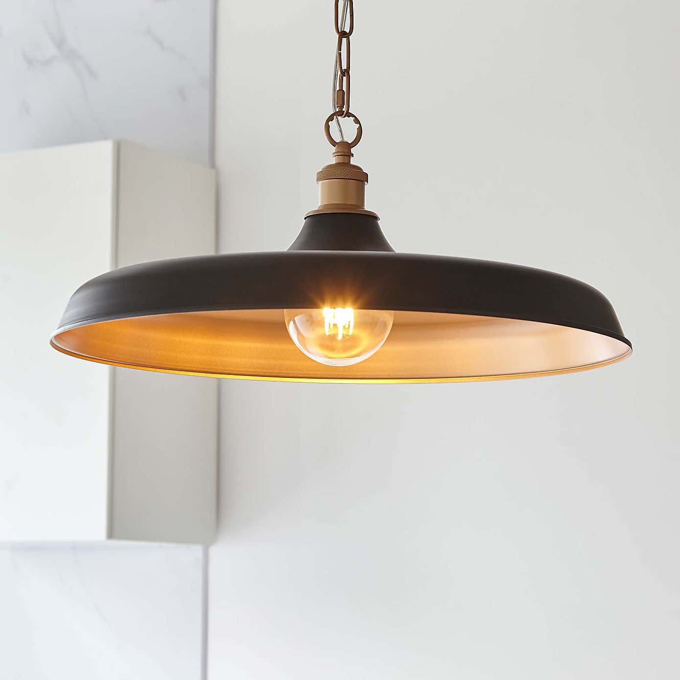 Vogue Ashton 1 Light Pendant Light
