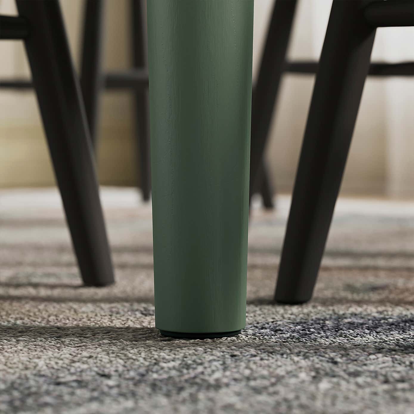 Pip 8-10 Seater Extendable Dining Table