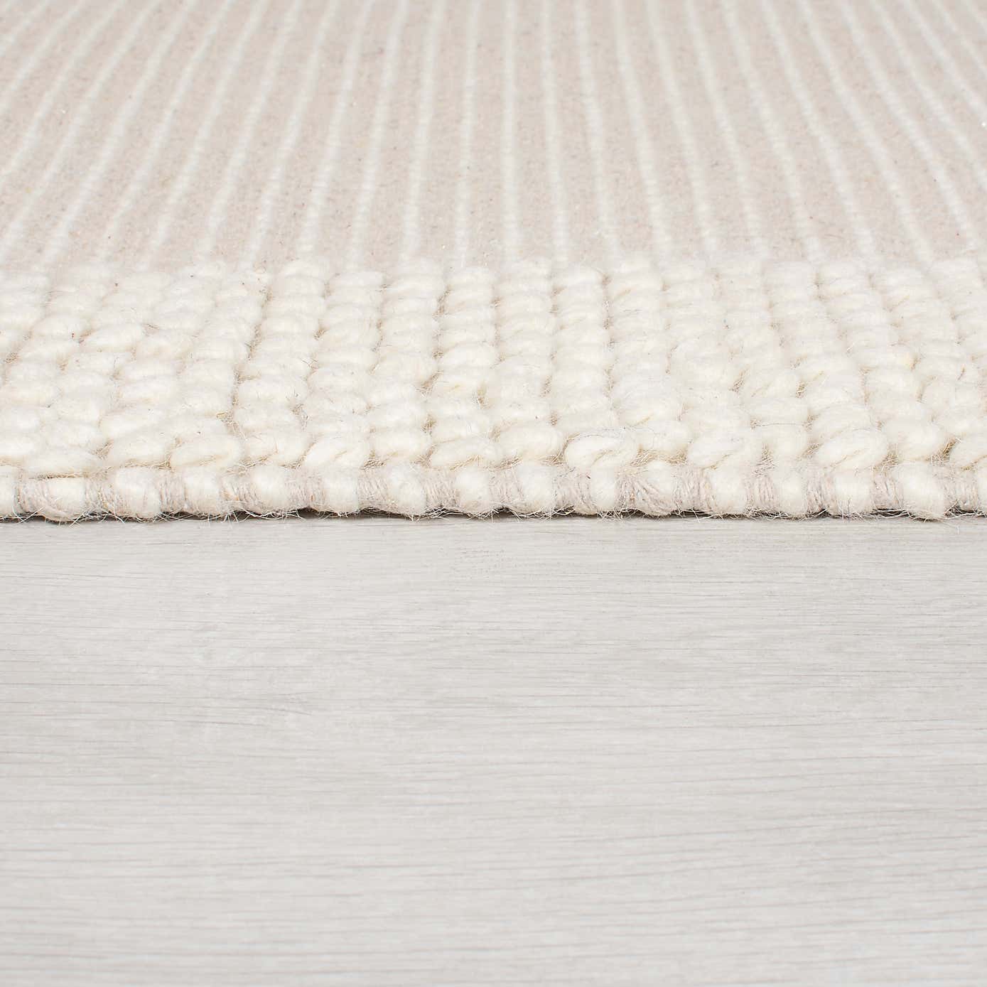 Pebble Wool Border Rug