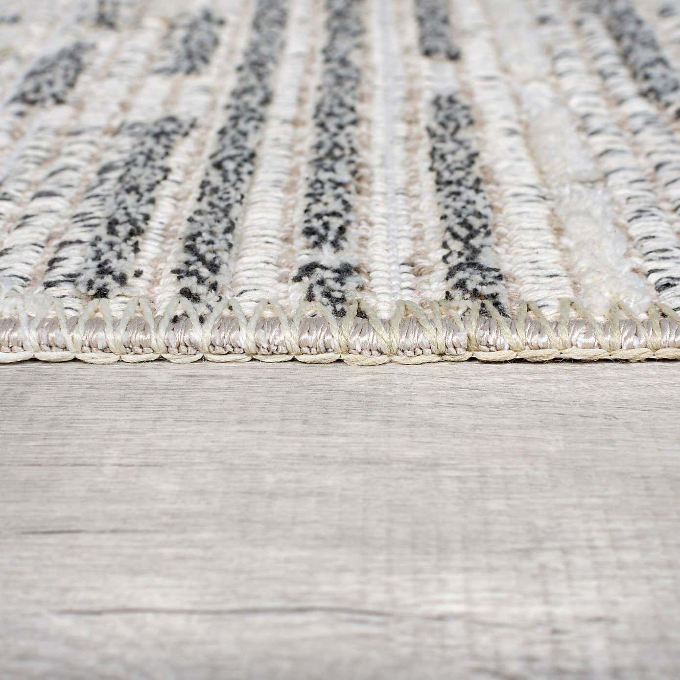 Diamond Tufted Washable Rug