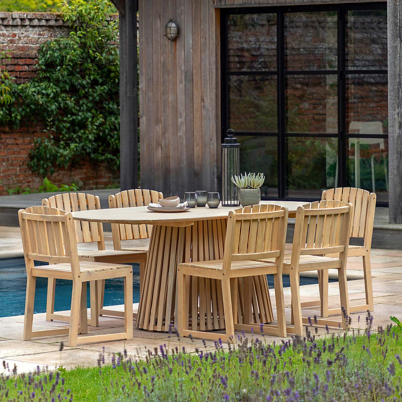 Cedar & Sage Cento 6 Seater Oval Outdoor Dining Table