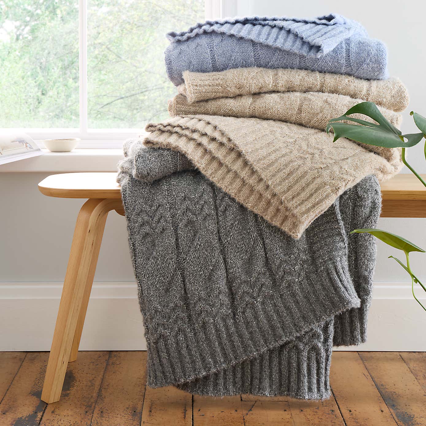 Bianca Cosy Soft Cable Knit Throw 130cm x 170cm