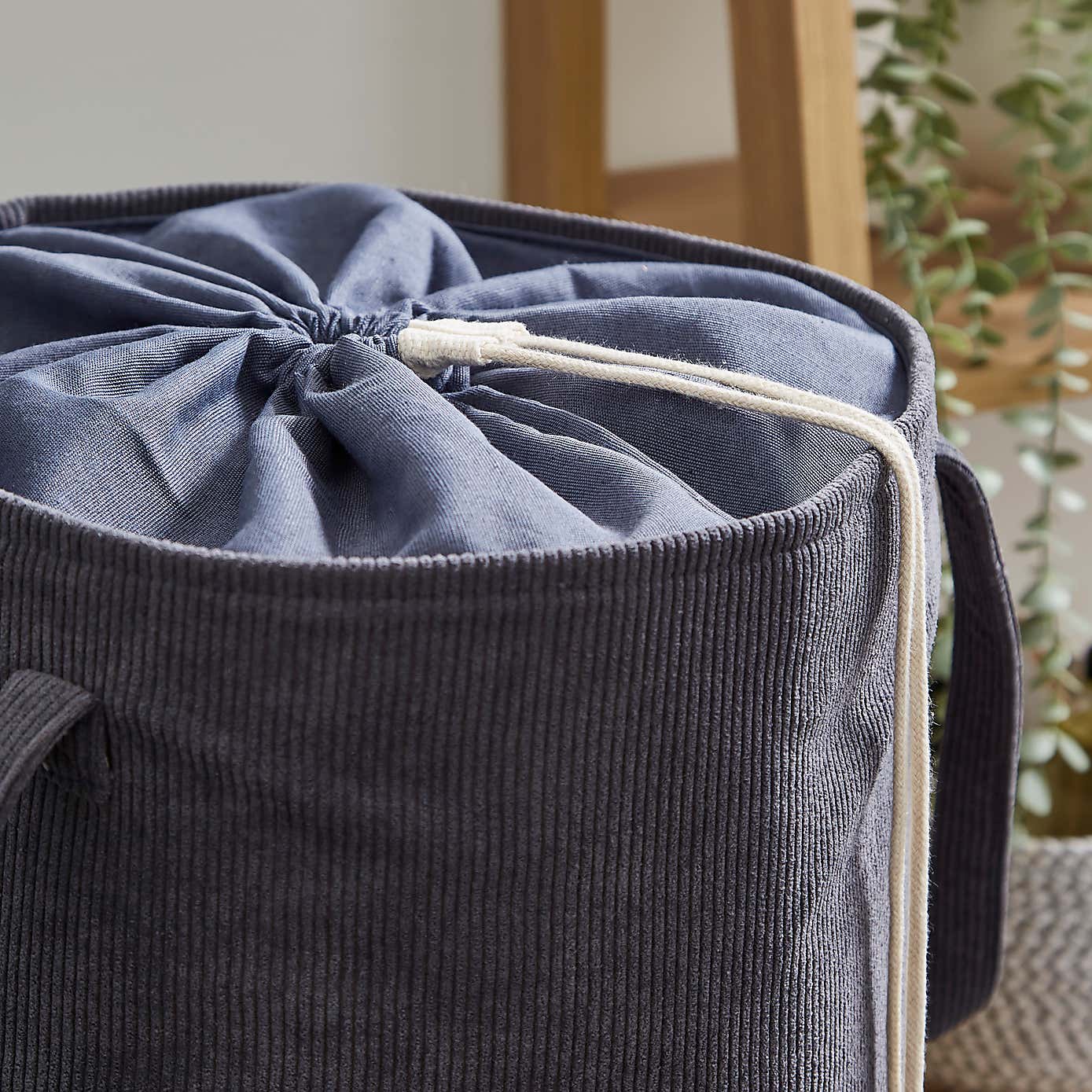 Corduroy 60L Fabric Laundry Bag