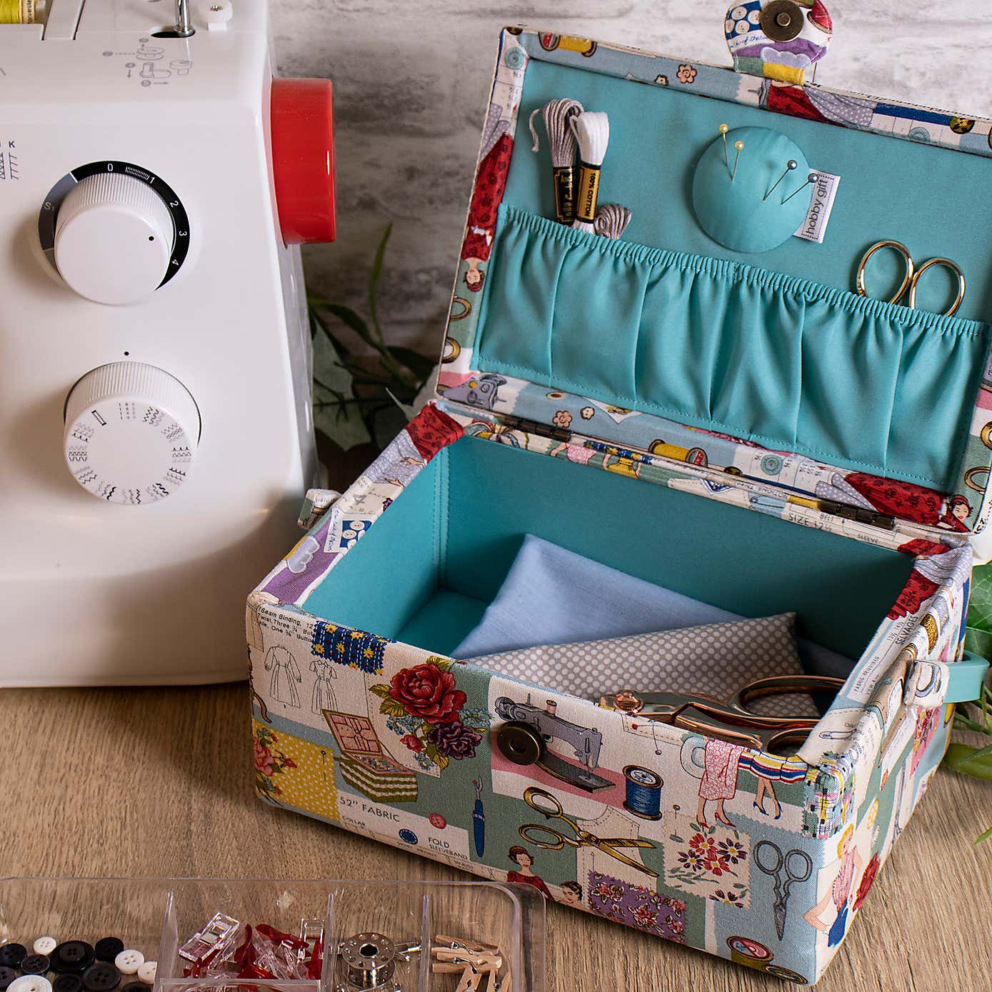 Hobby Gift Sew Retro Medium Sewing Box Multi