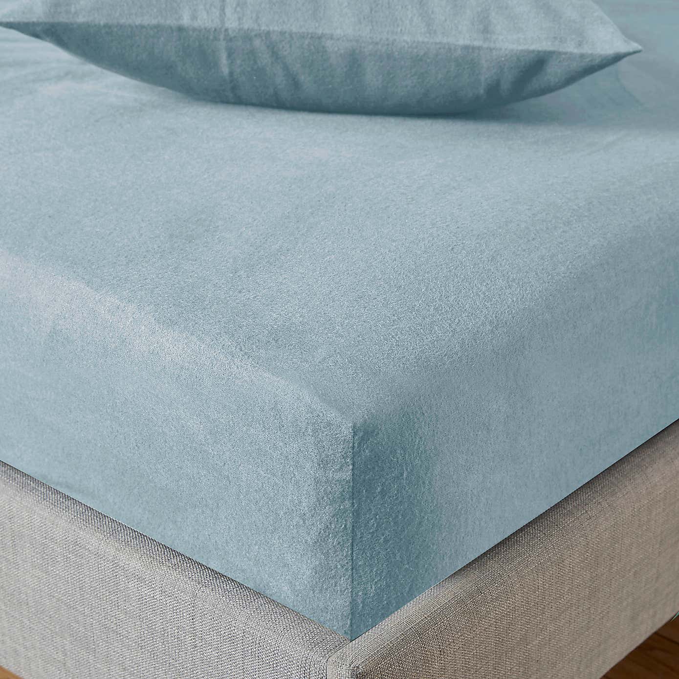 Soft & Cosy Brushed Cotton Fitted Sheet