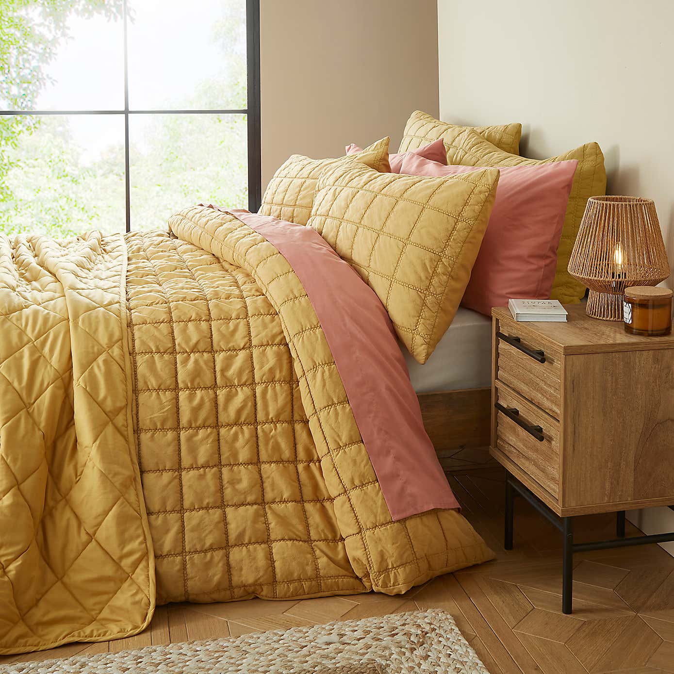 Evana Stitch Standard Pillowcase Pair