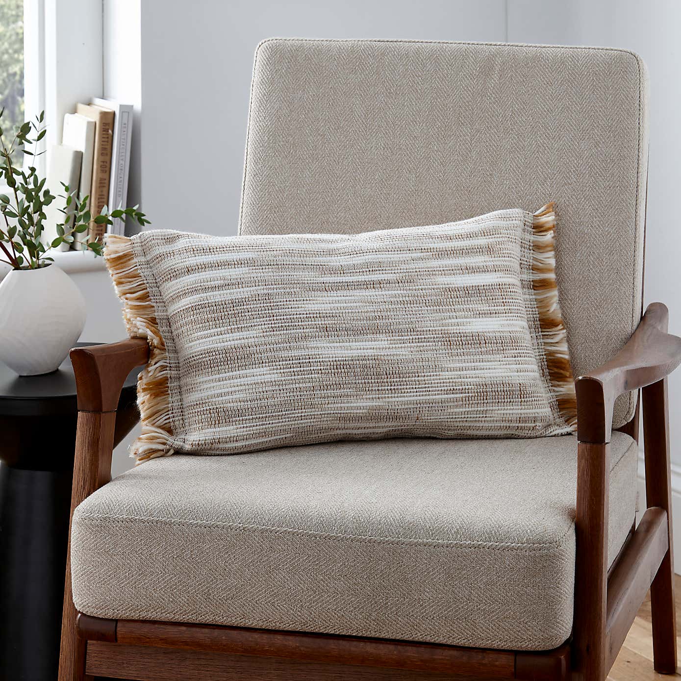 Hazze Fringe Cushion