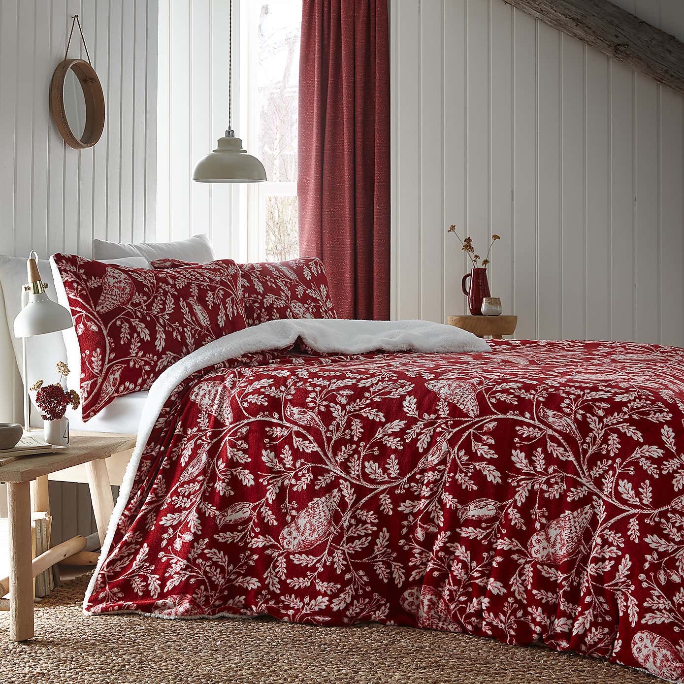 Dreams and Drapes Lodge Woodland Owls Red Duvet Cover and Pillowcase Set