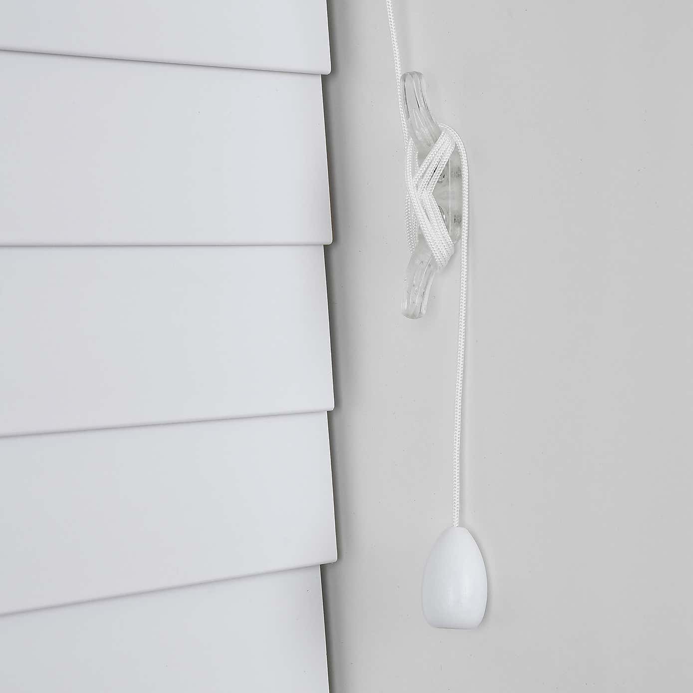 Room Darkening Venetian Blind