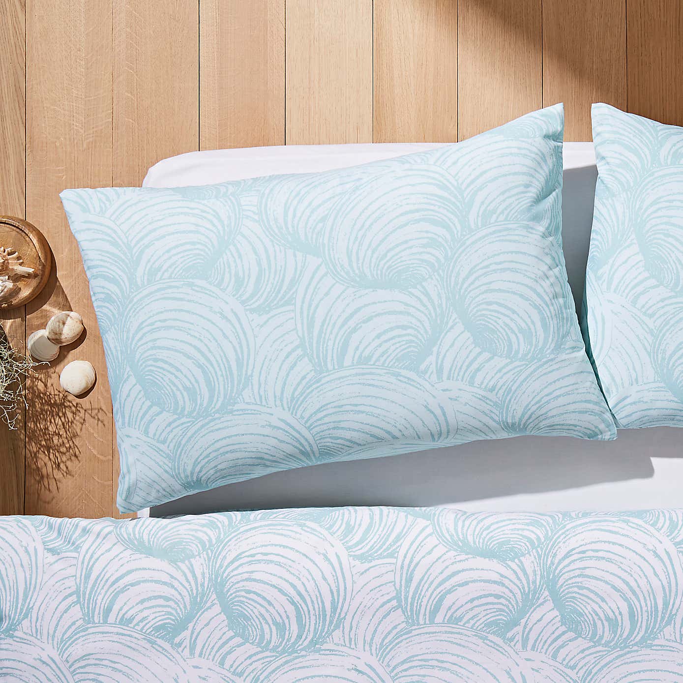 NHM Venus Shell Seafoam Duvet Cover and Pillowcase Set