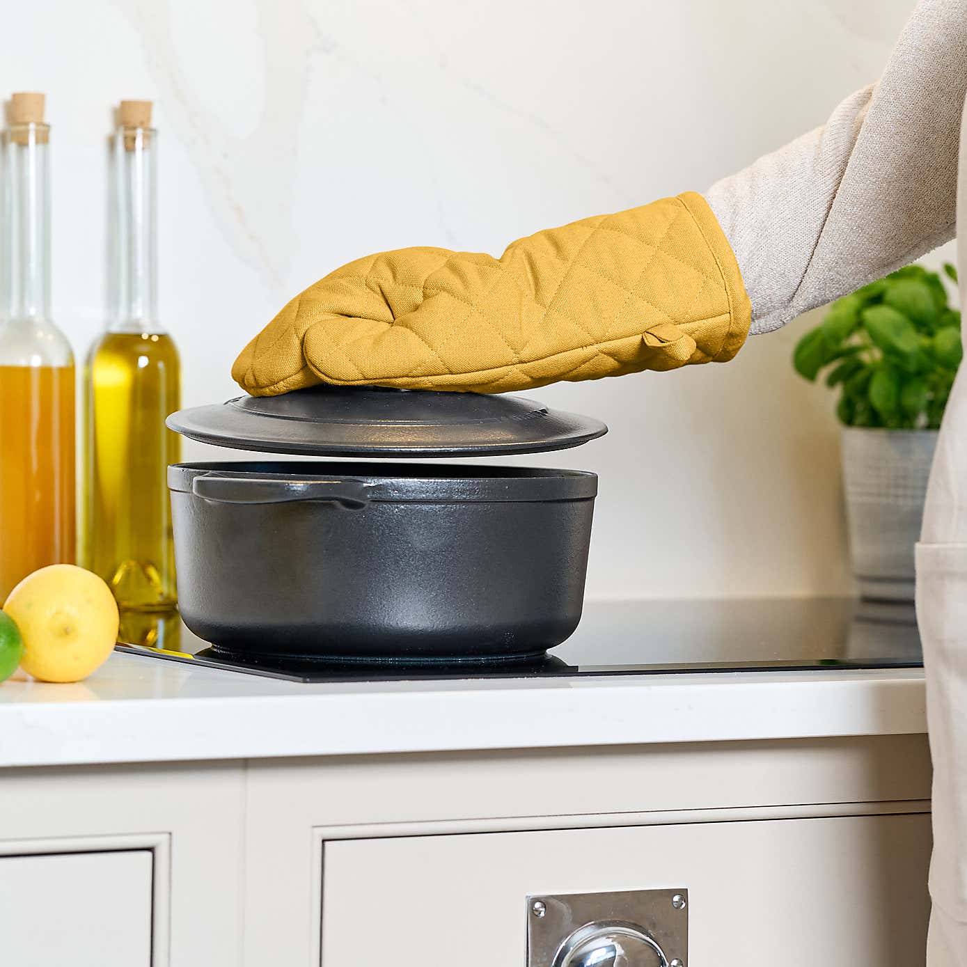 Dexam Set of 2 Love Colour Single Oven Gloves