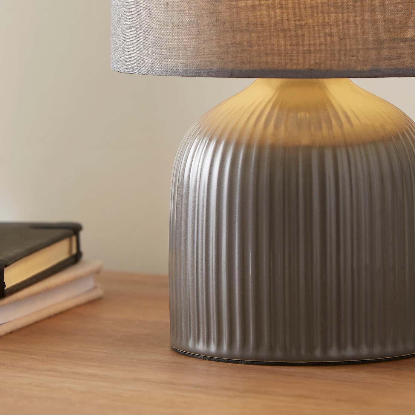 Hebe Ribbed Ceramic Table Lamp