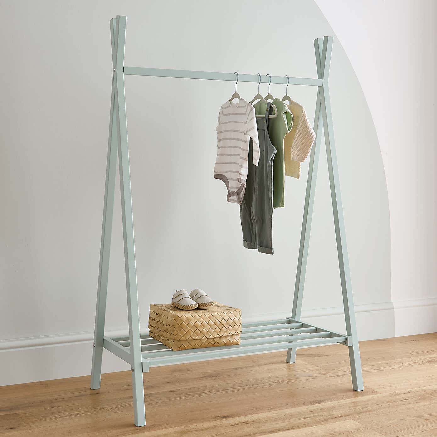 CuddleCo Nola Clothes Rail