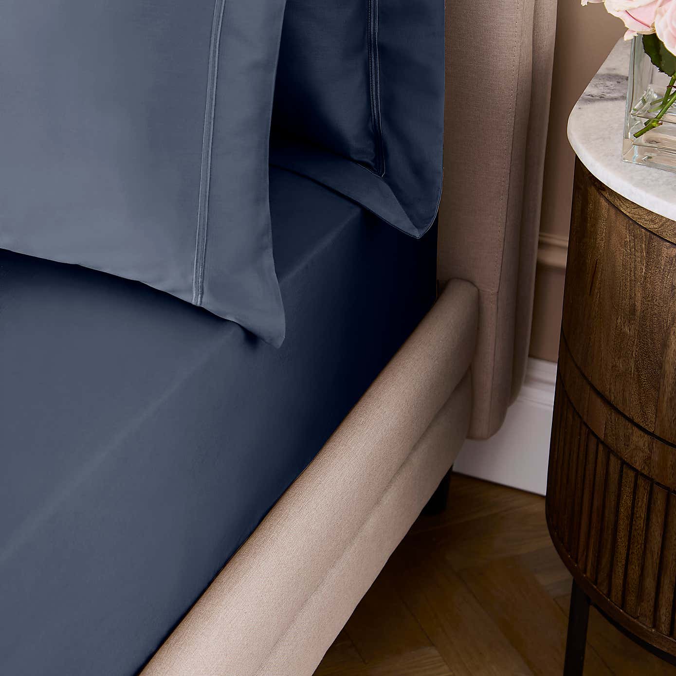 Dorma Cotton Sateen 800 Thread Count Fitted Sheet