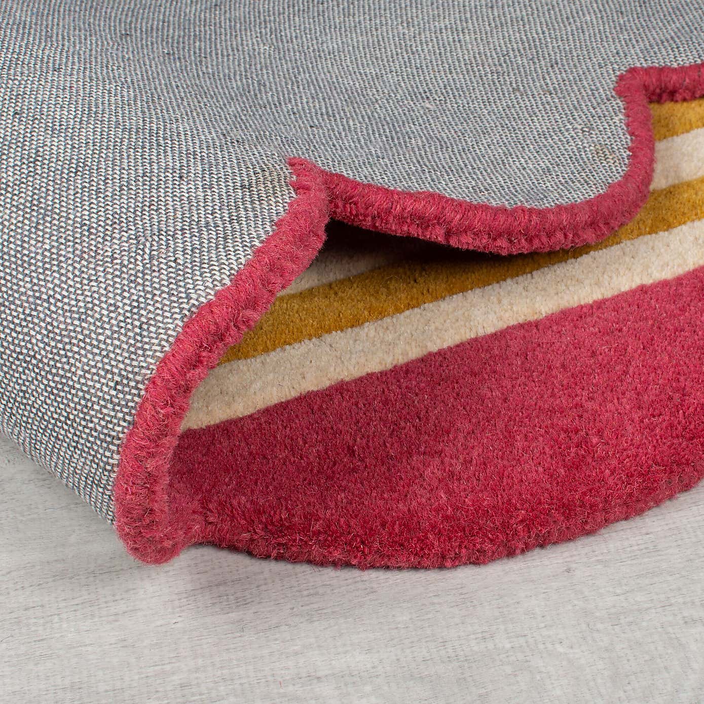 Milo Scallop Wool Runner