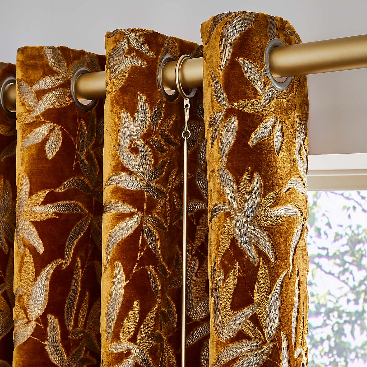 Metal Curtain Draw Rods