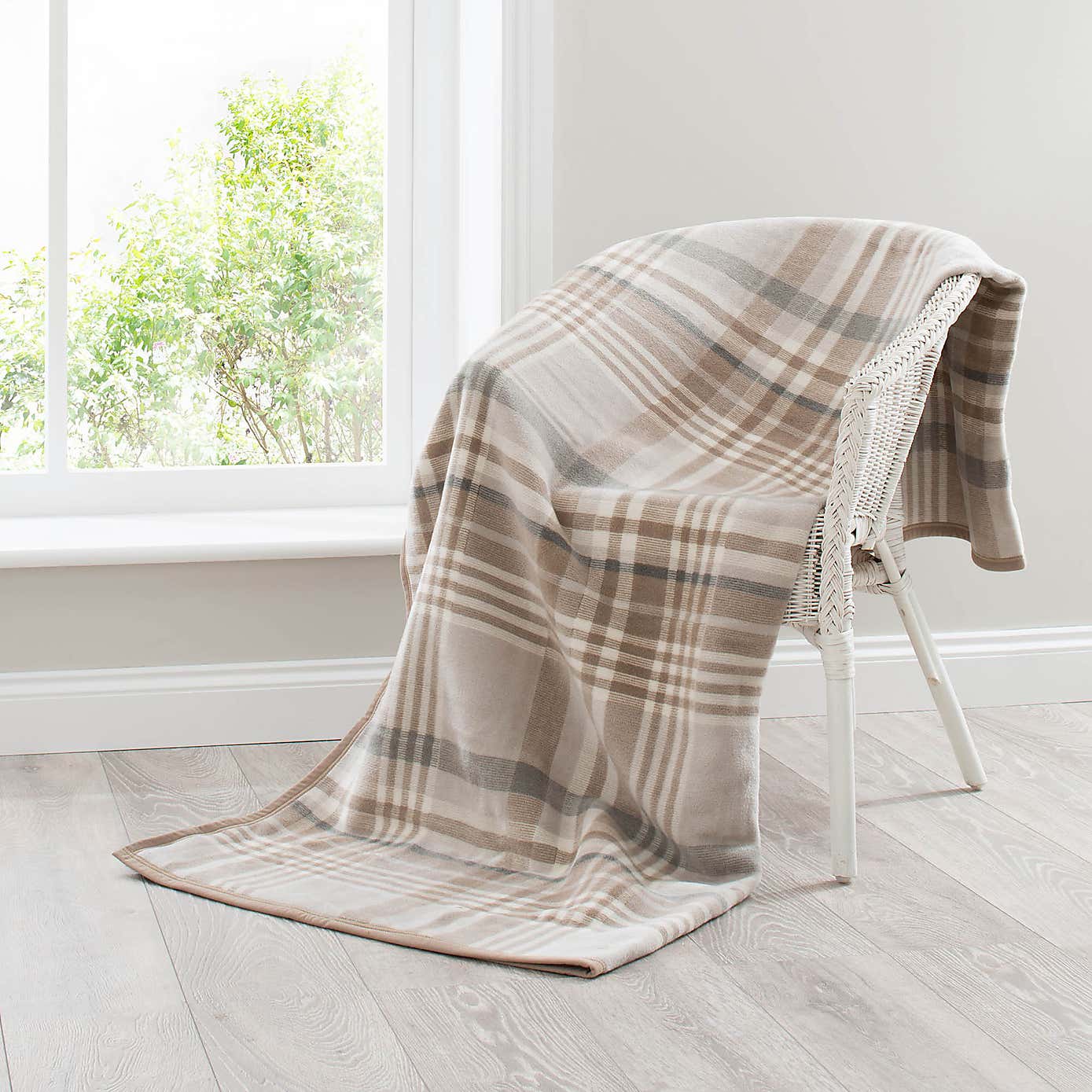 Thermosoft Plaid Check Natural Throw