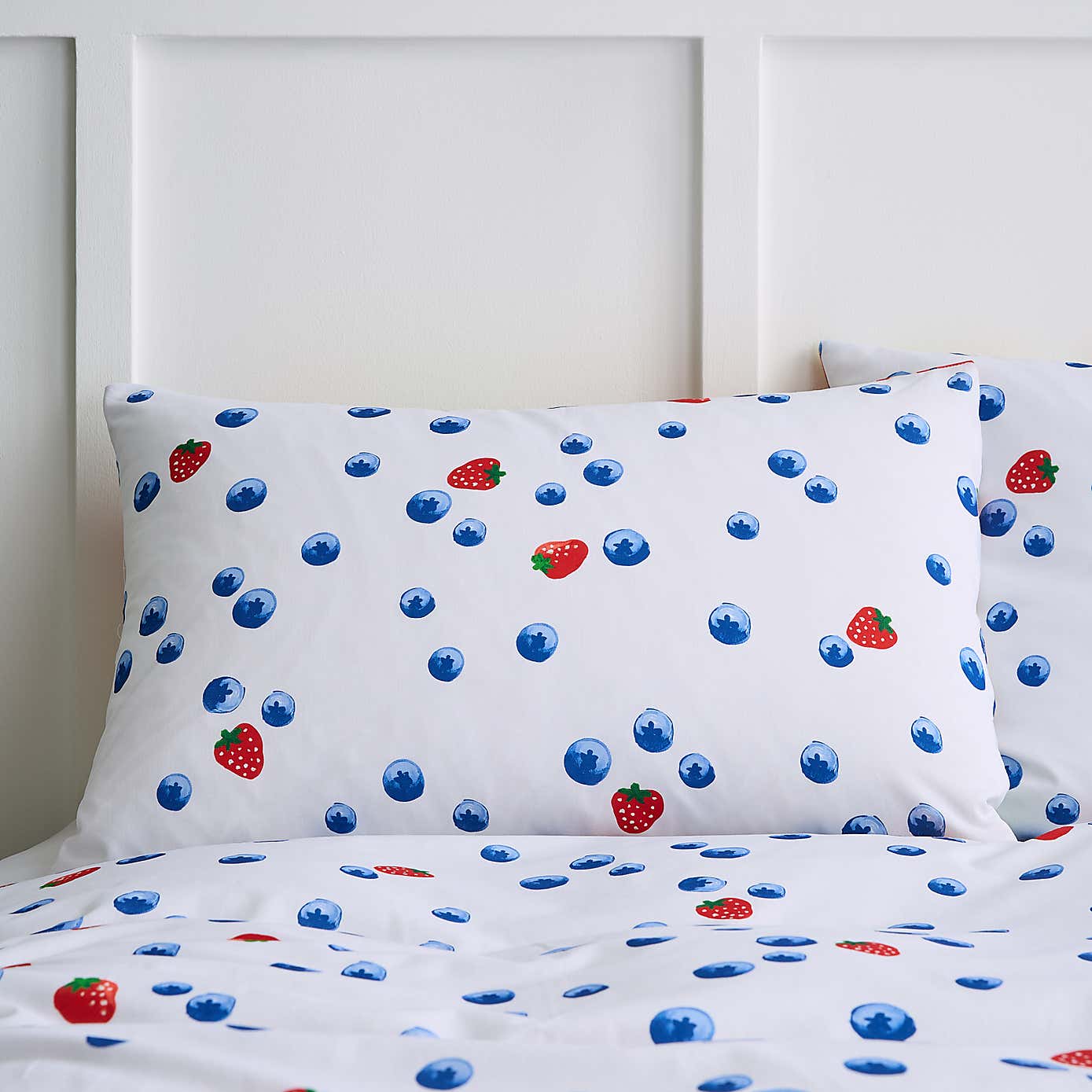 Fruits Reversible Duvet Cover and Pillowcase Set