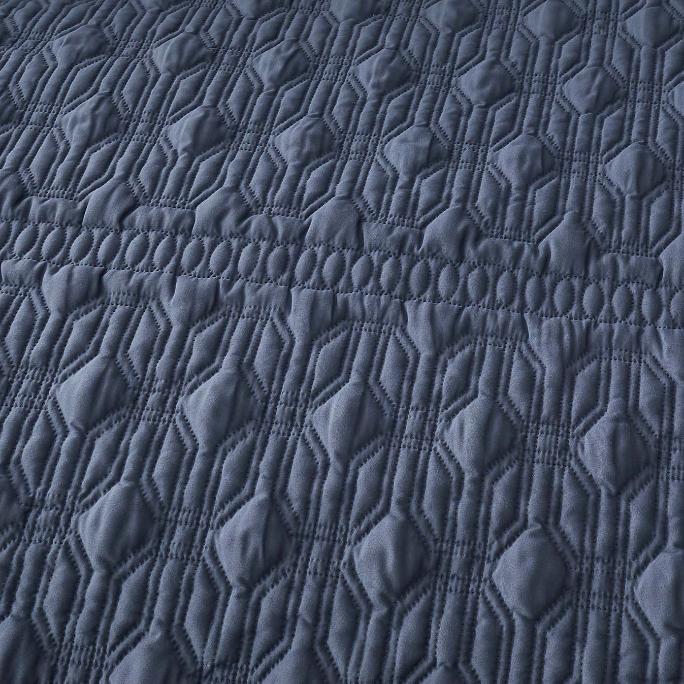 Billie White Duvet Cover and Pillowcase Set