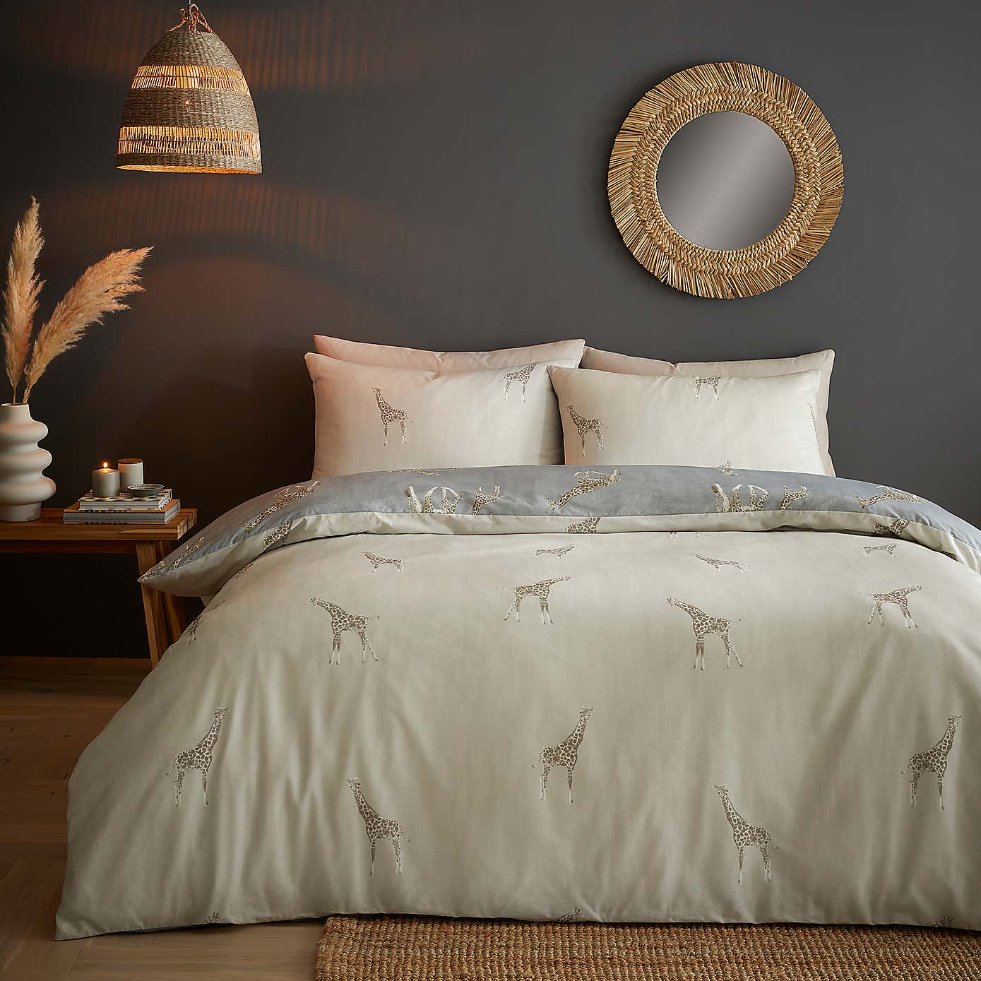 Milo Giraffe Polycotton Duvet Cover & Pillowcase Set