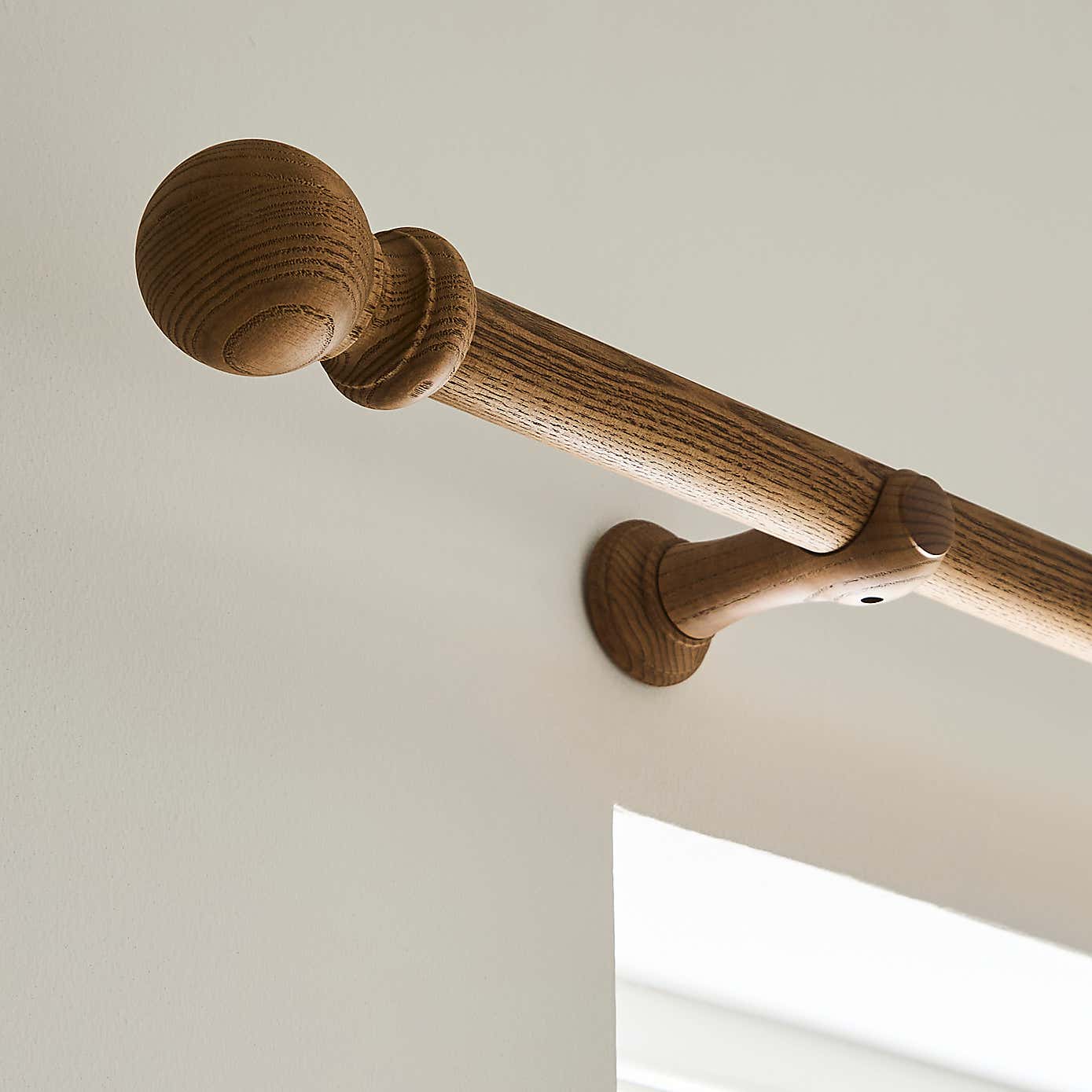Churchgate Tilton Wooden Curtain Pole with Rings