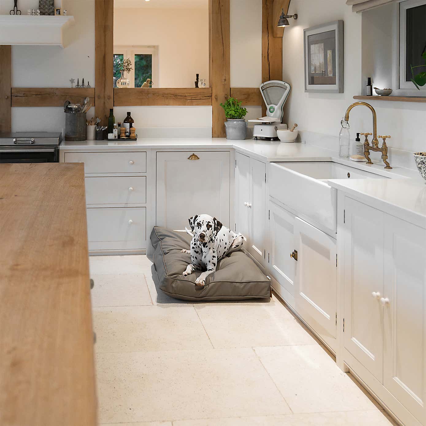 Lords and Labradors Rhino Leather Dog Cushion with Handles