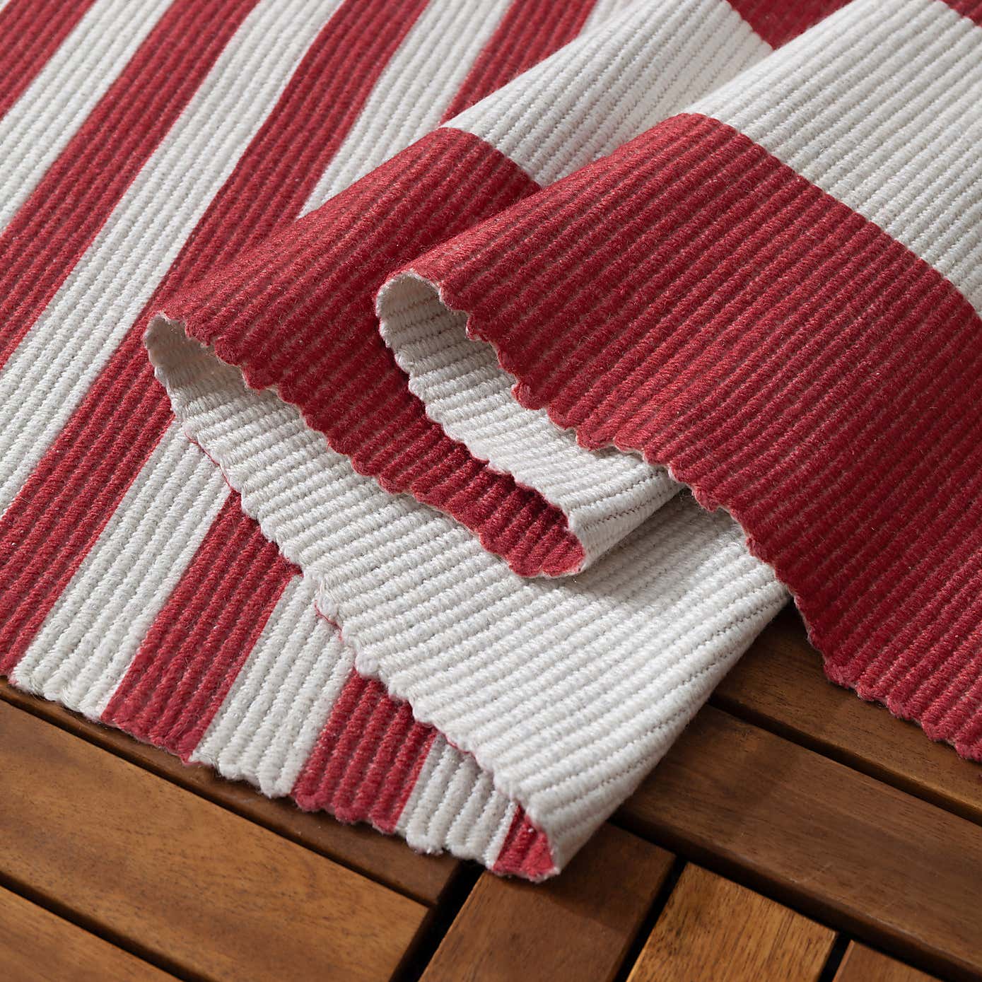 Furn Deck Stripe Indoor Outdoor Rug