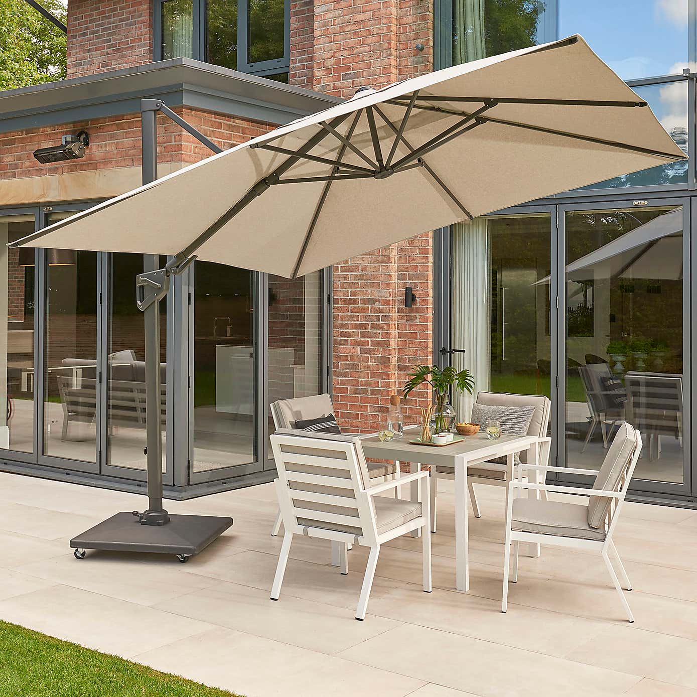 Royce Ambassador Smoke Grey Tilt Parasol