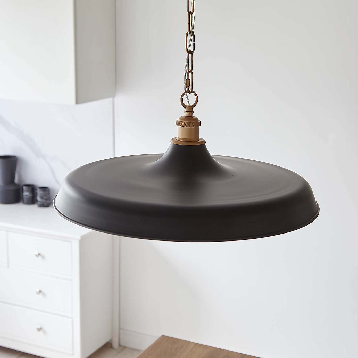 Vogue Ashton 1 Light Pendant Light