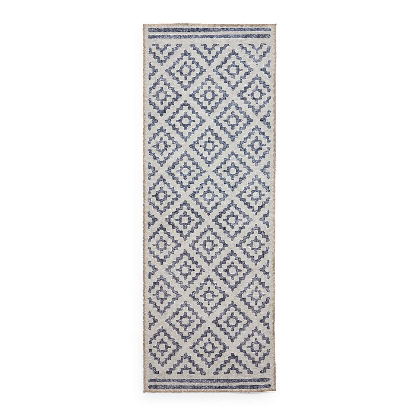 Coral Diamond Runner