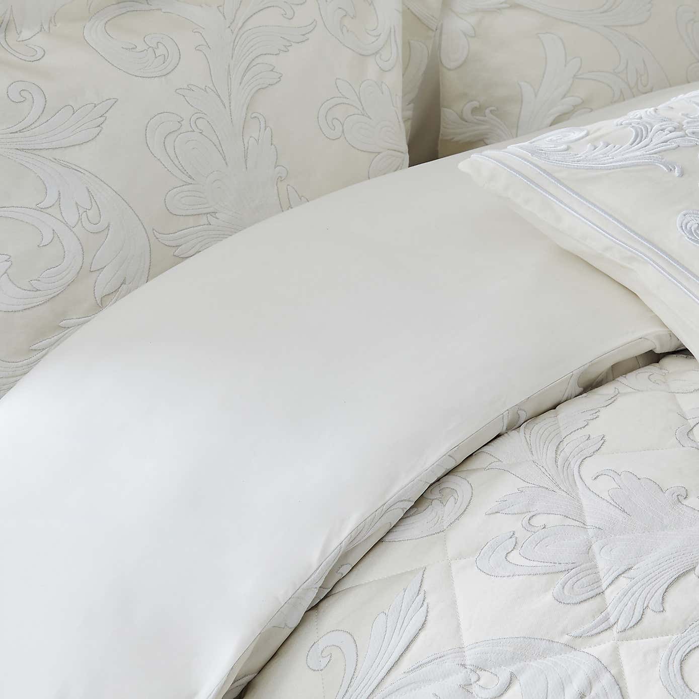 Dorma Acanthus Jacquard Bedspread