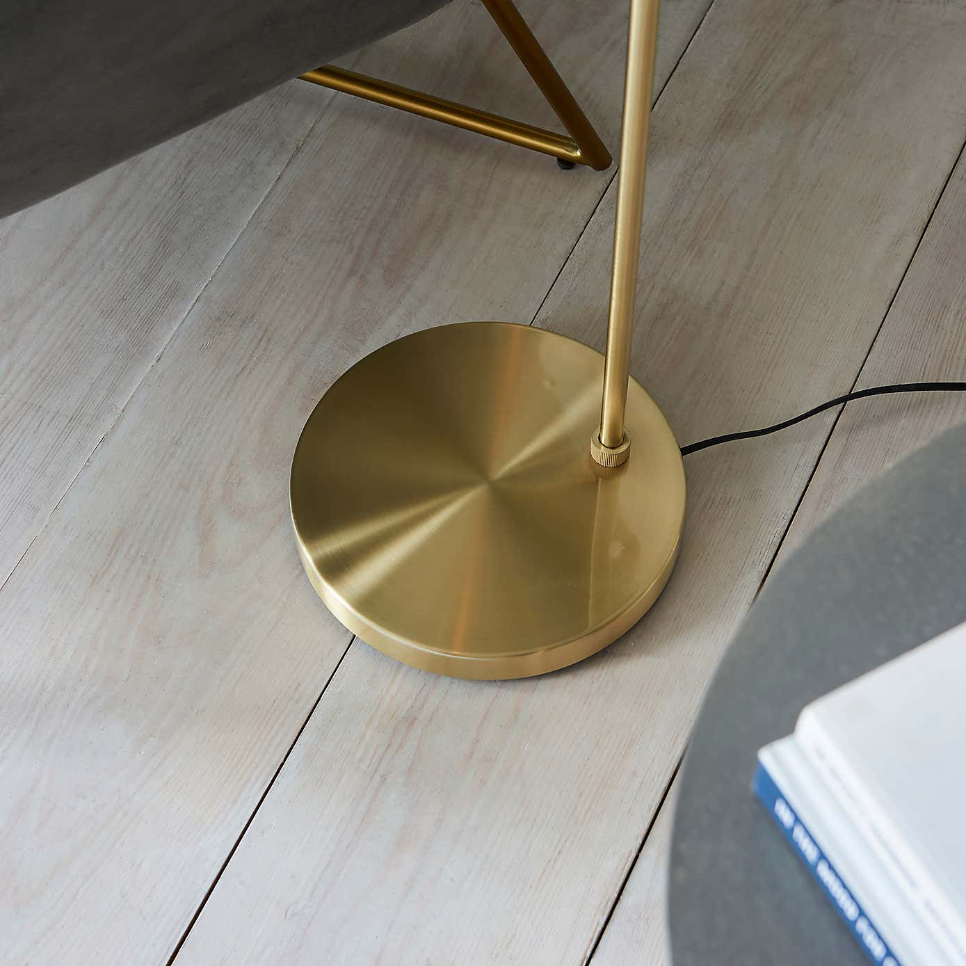 Vogue Arkoma Floor Lamp