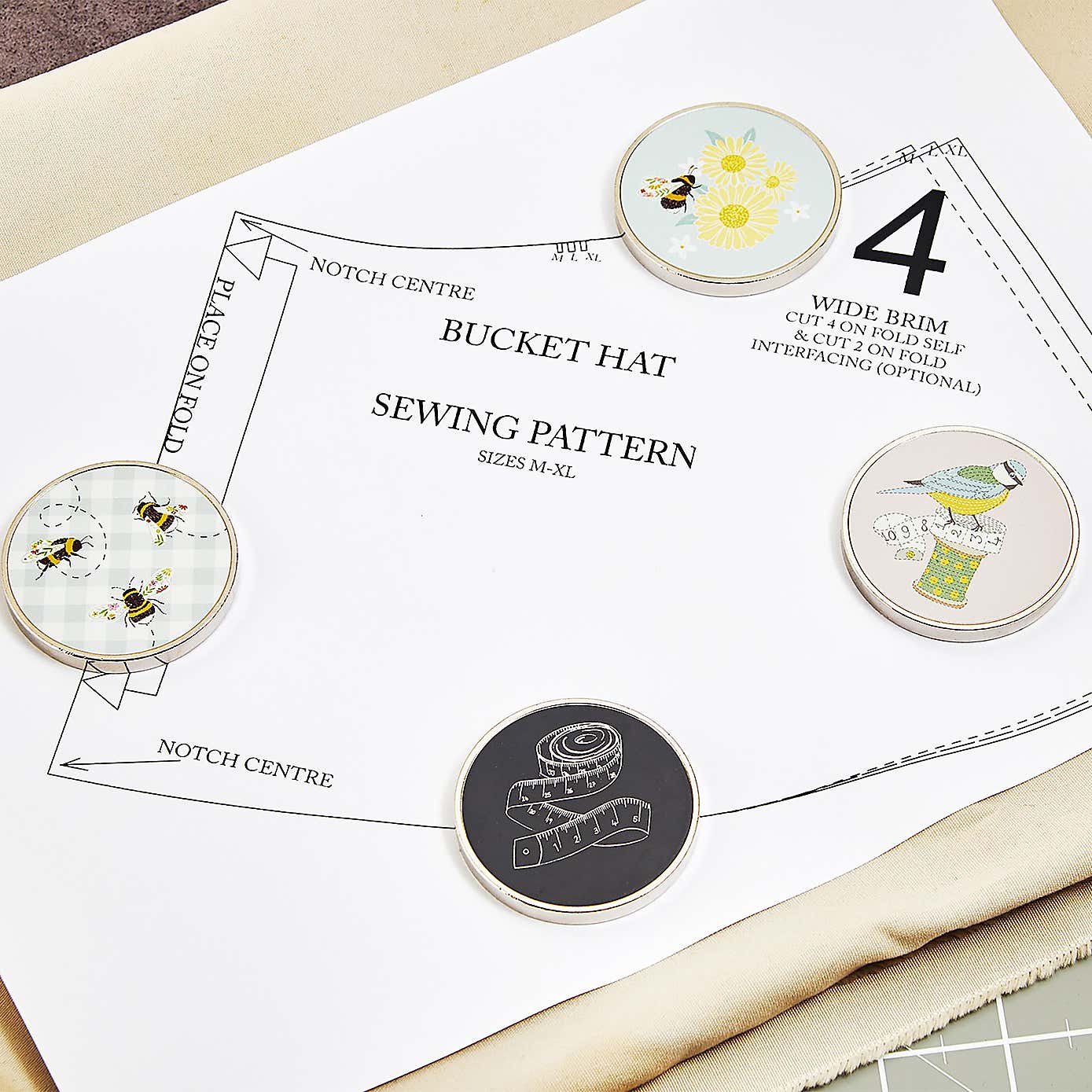 Sew Easy Fabric Weights 2 Pack Bees