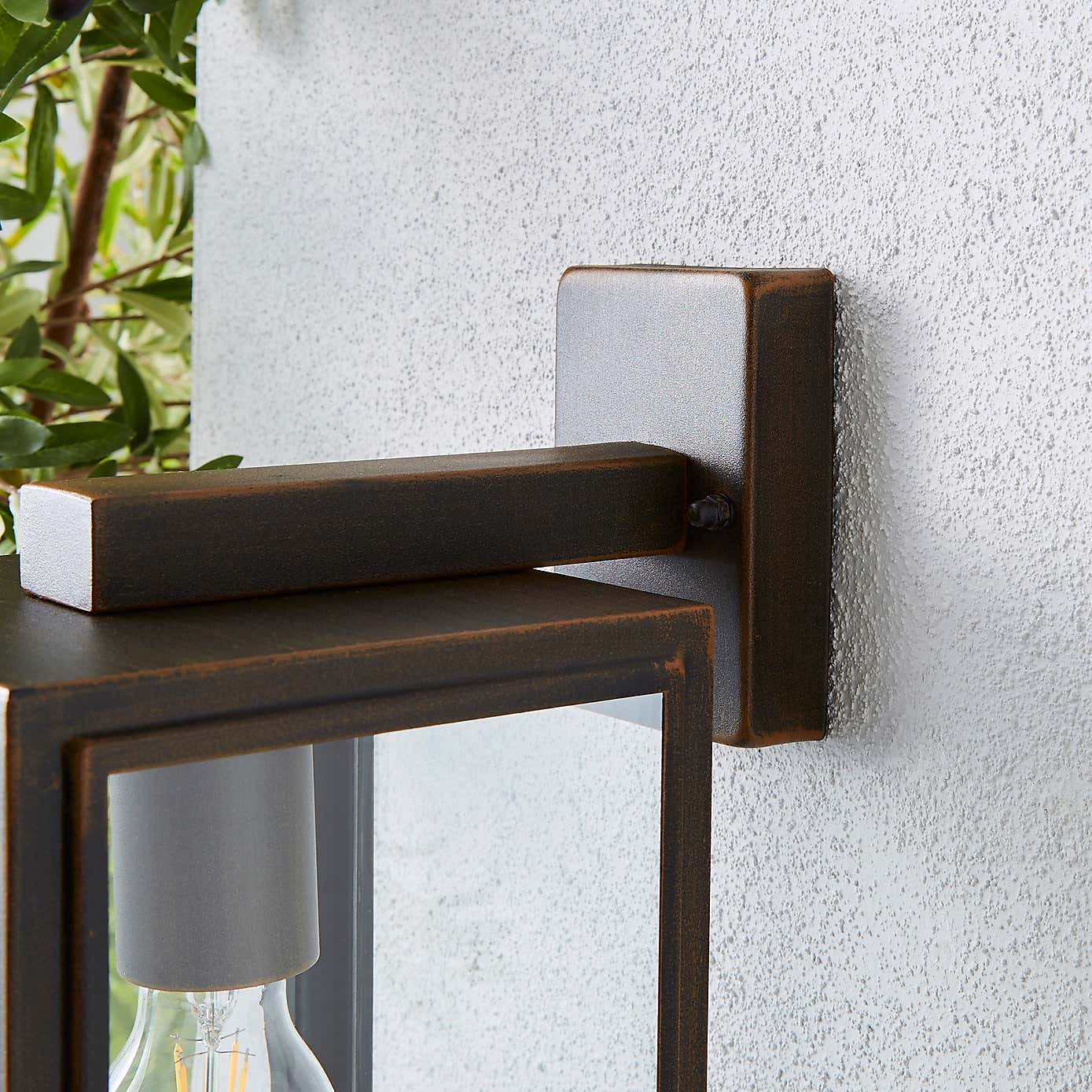 London Outdoor Wall Light