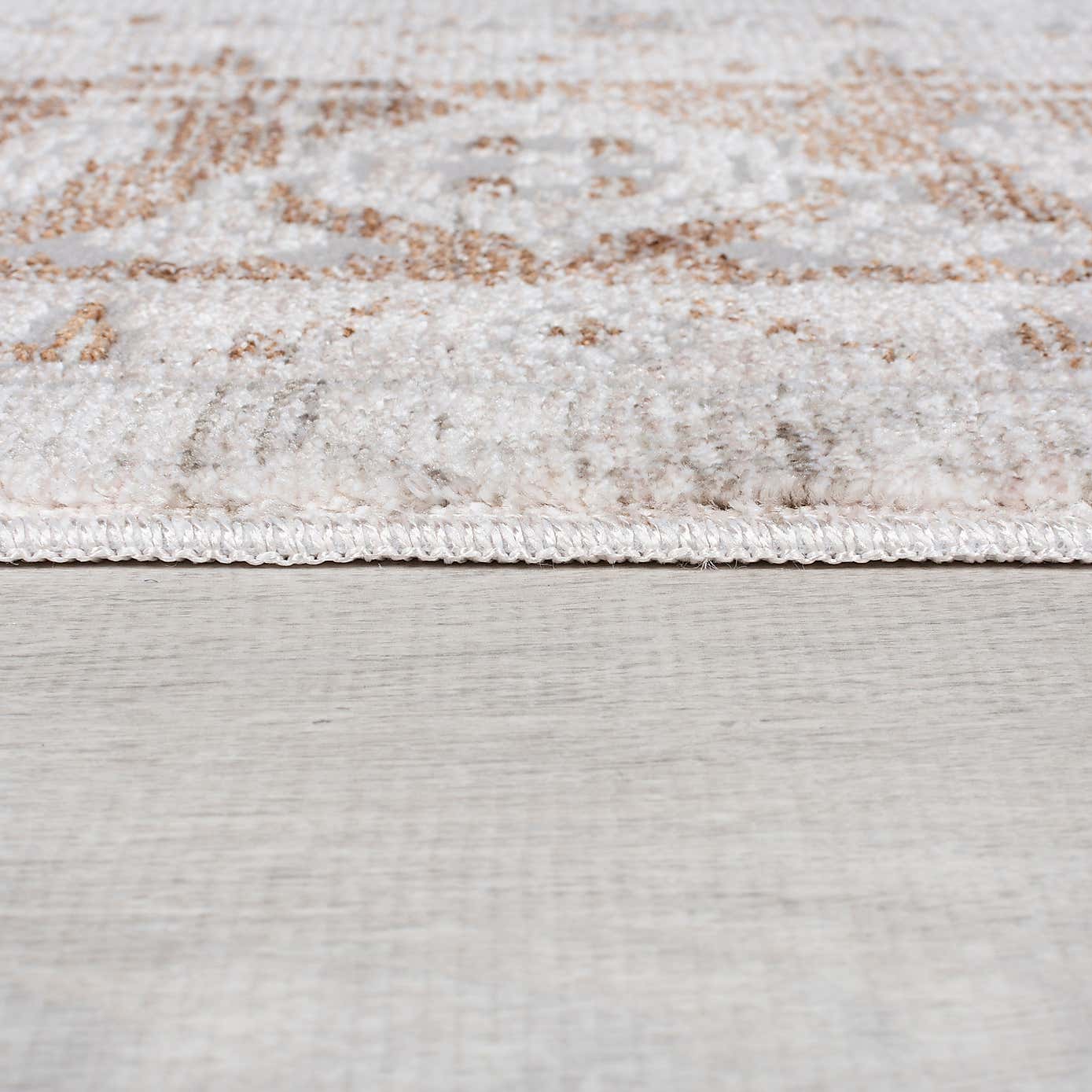 Dahria Traditional Rug