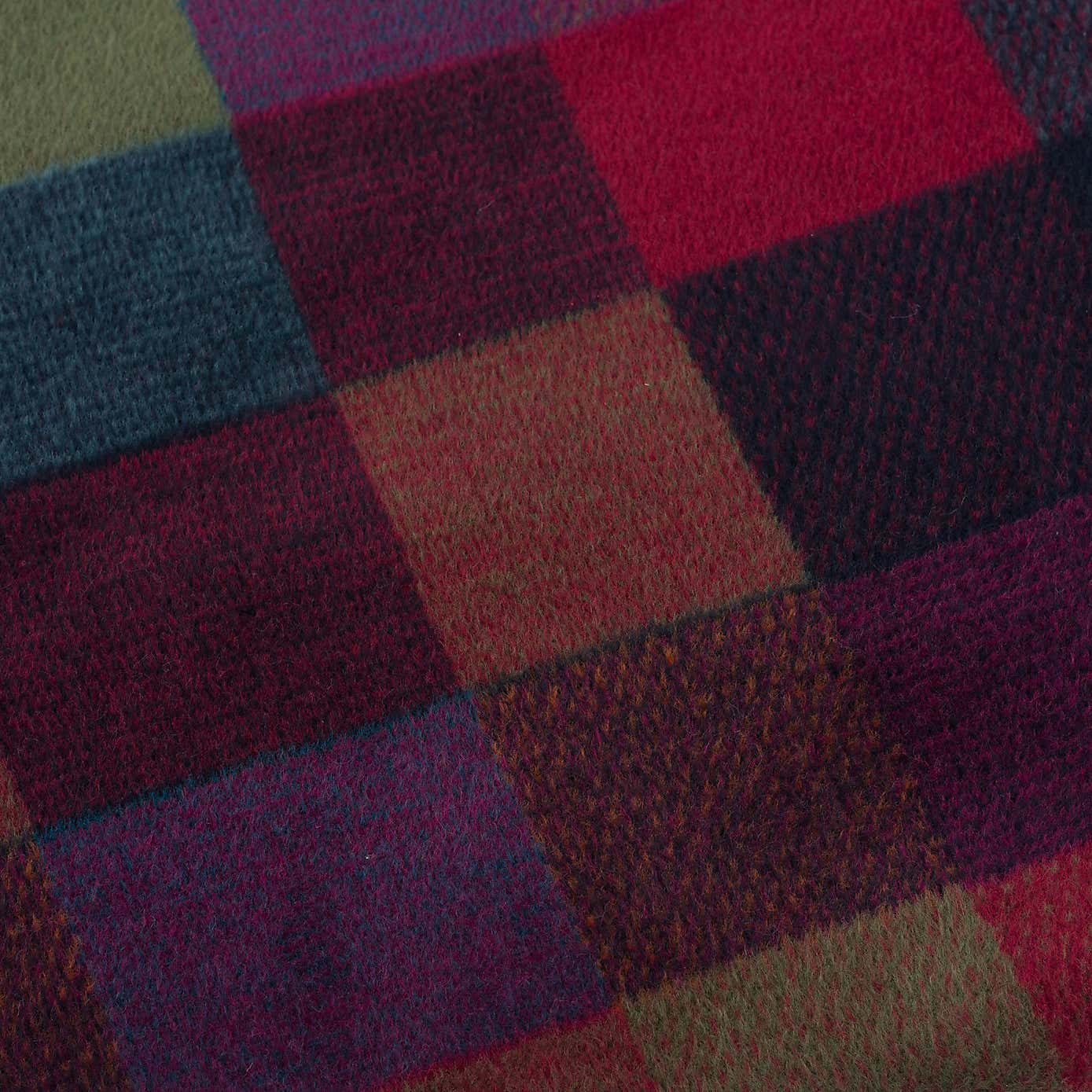 Thermosoft Multicoloured Check Throw
