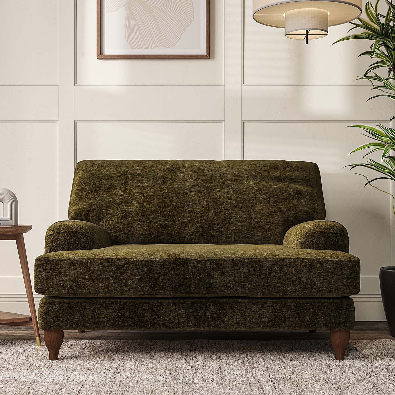 Darwin Snuggle Chair