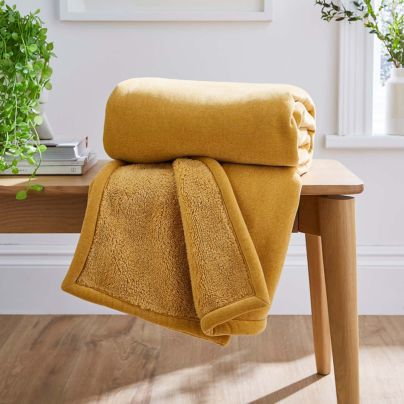 Cosy Chenille Throw 130x180cm