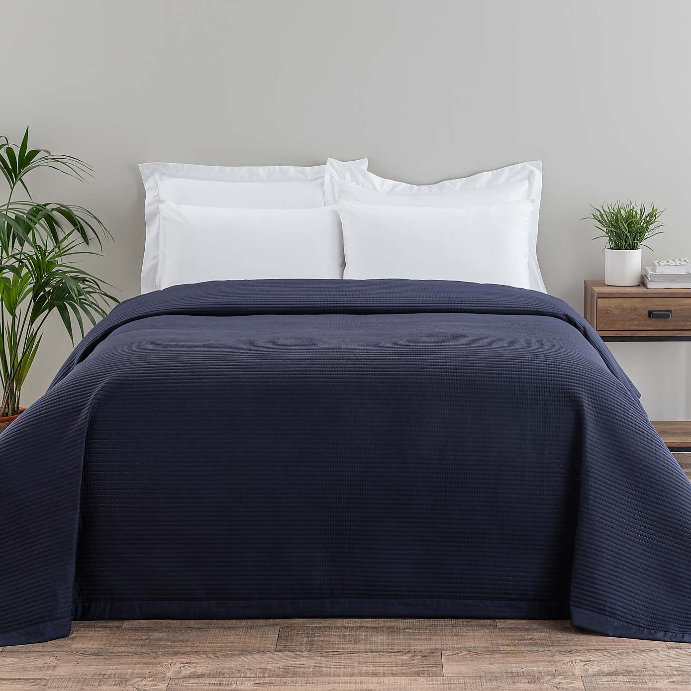 Spencer Pinsonic Natural Bedspread